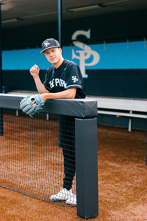 DHR51081